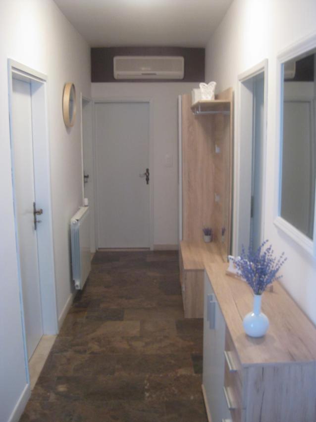 Apartman Mate Splitska Buitenkant foto